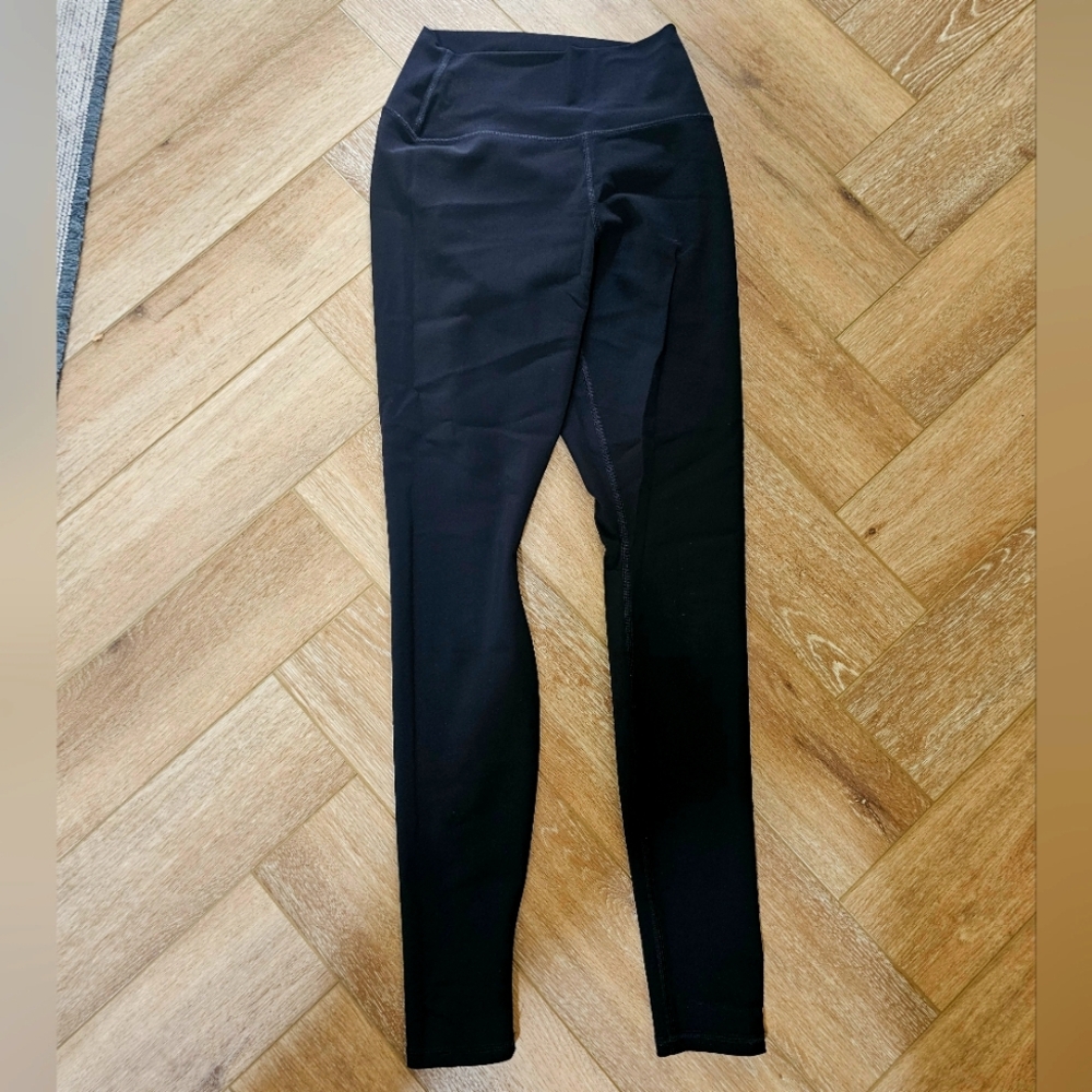 ALO Yoga Black Leggings